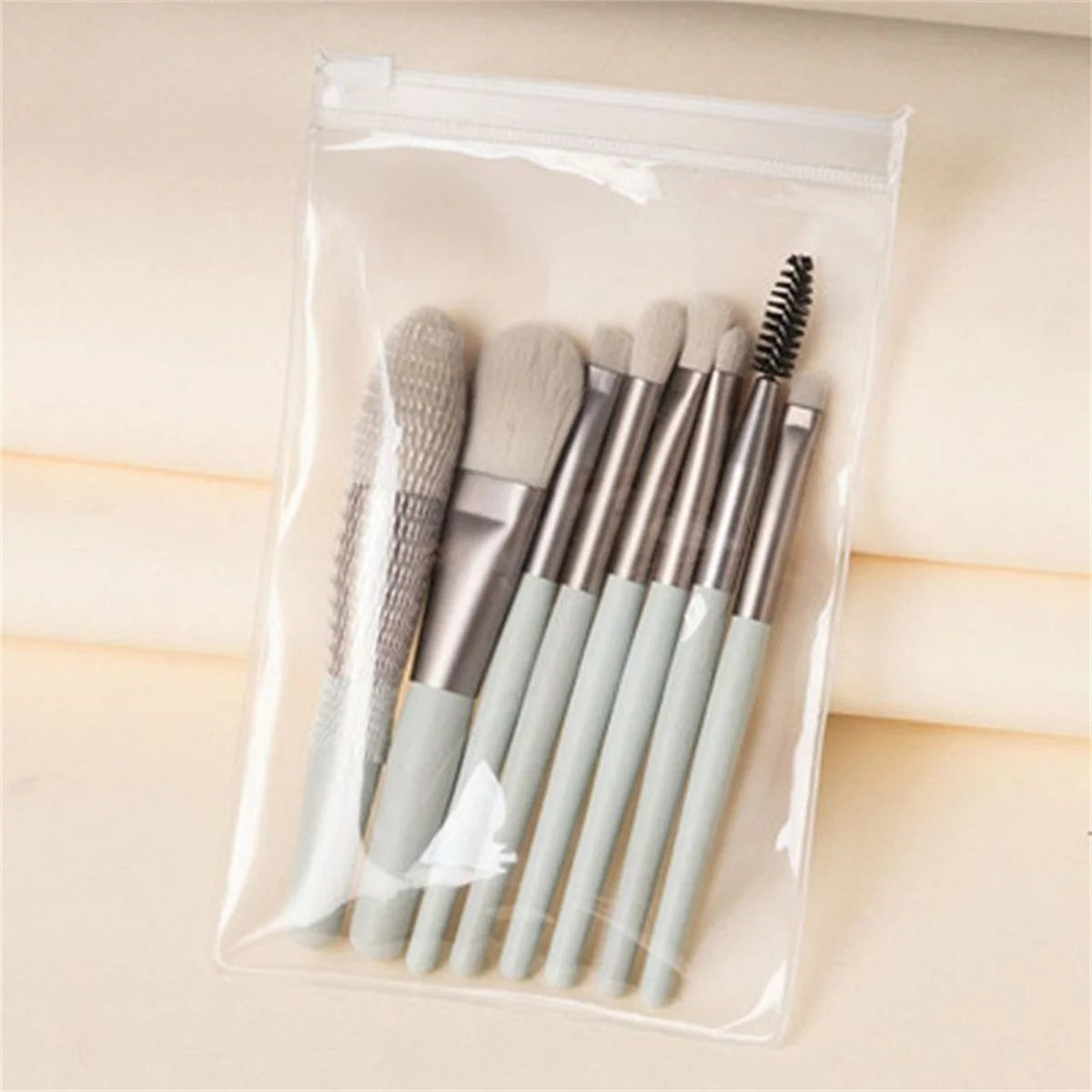 Luvia 8-teiliges Make-up Pinselset – Weiche Pinsel für Foundation, Rouge & Lidschatten