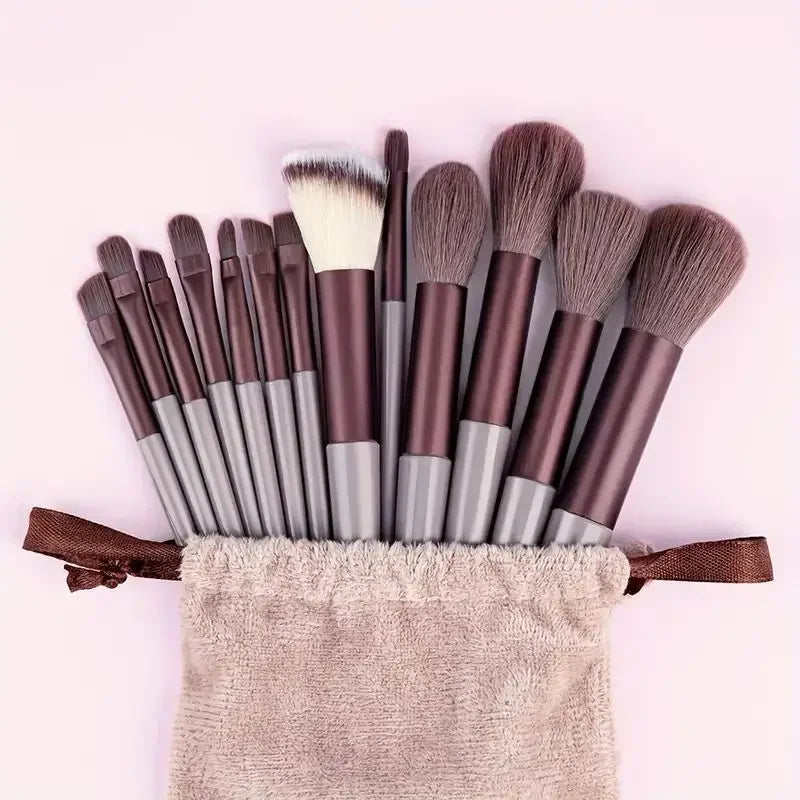 Luvia Make-up Pinselset – Weiche Profi-Pinsel für Foundation, Puder & Lidschatten